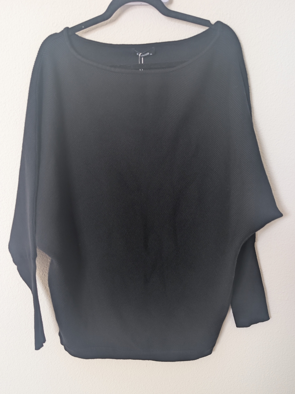 Off-the-Shoulder Black Women's Knit Sweater Size XL New With Tags